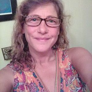 Meet your Posher, Lori